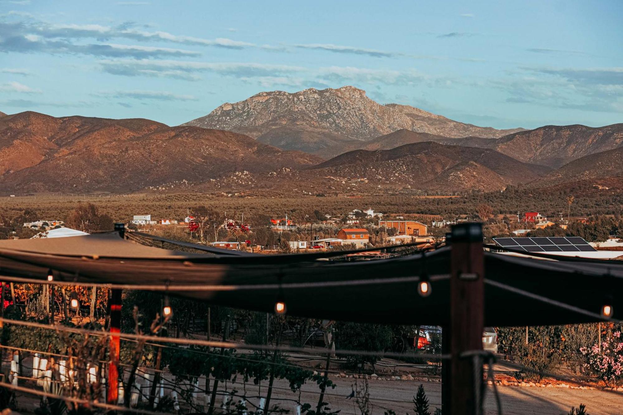 Villa Loar, Valle De Guadalupe El Porvenir Kültér fotó